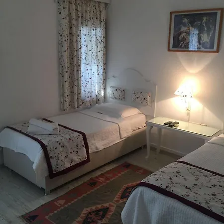 Pasha Bed & Breakfast 2*
